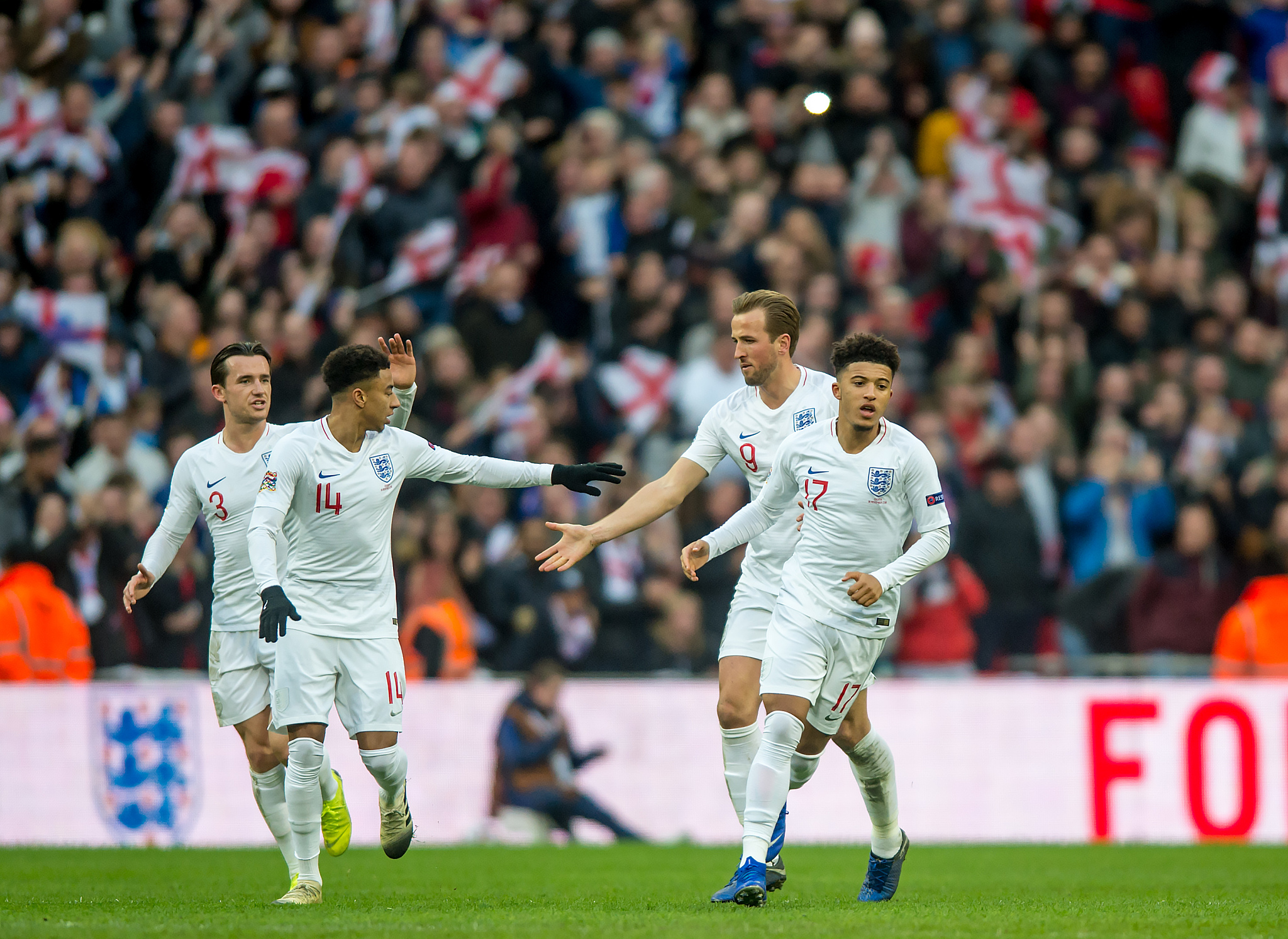 包含冠军之路：欧国联的终极挑战！的词条