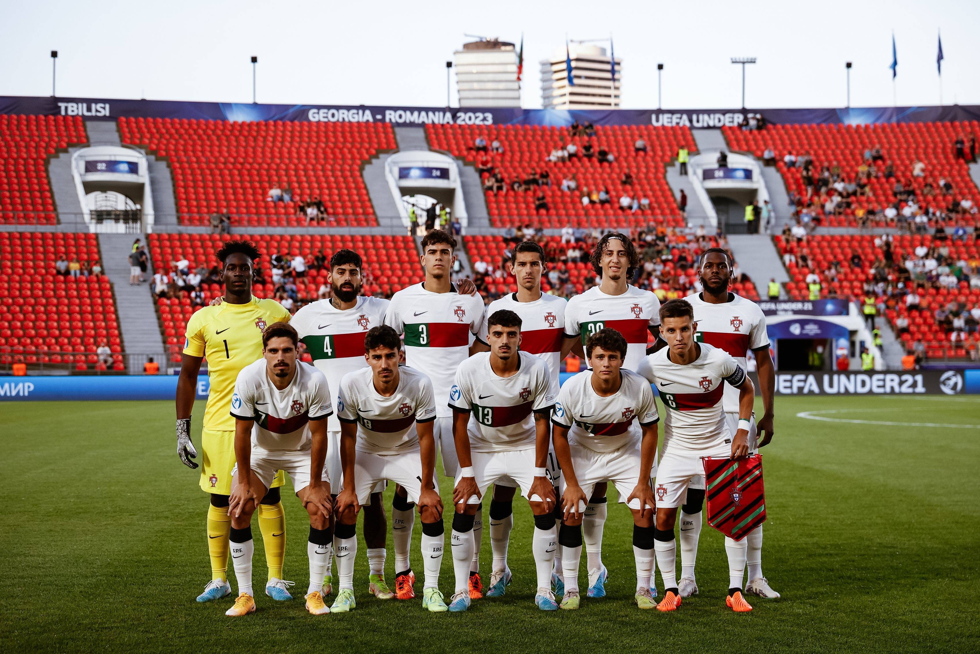 体育赛场精彩纷呈,选手实力强劲 体育赛场精彩纷呈,选手实力强劲