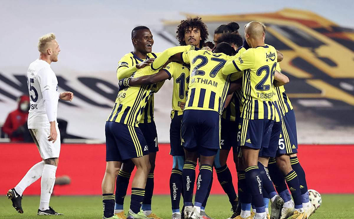 里尔客场战胜尼斯,豪取三分 里尔客场战胜尼斯,豪取三分