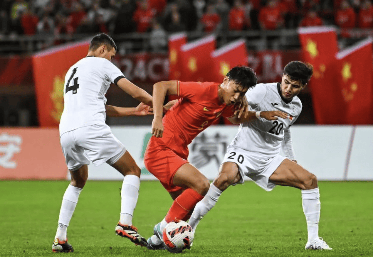 亚洲球员在国际联赛中积极表现 亚洲球员在国际联赛中积极表现