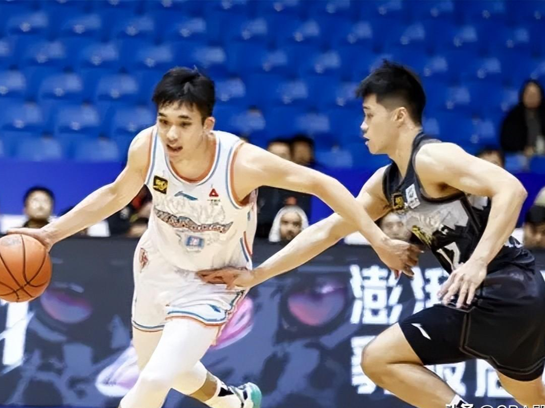 猛龙横扫吉林队,布克统治全场的简单介绍 猛龙横扫吉林队,布克统治全场的简单介绍