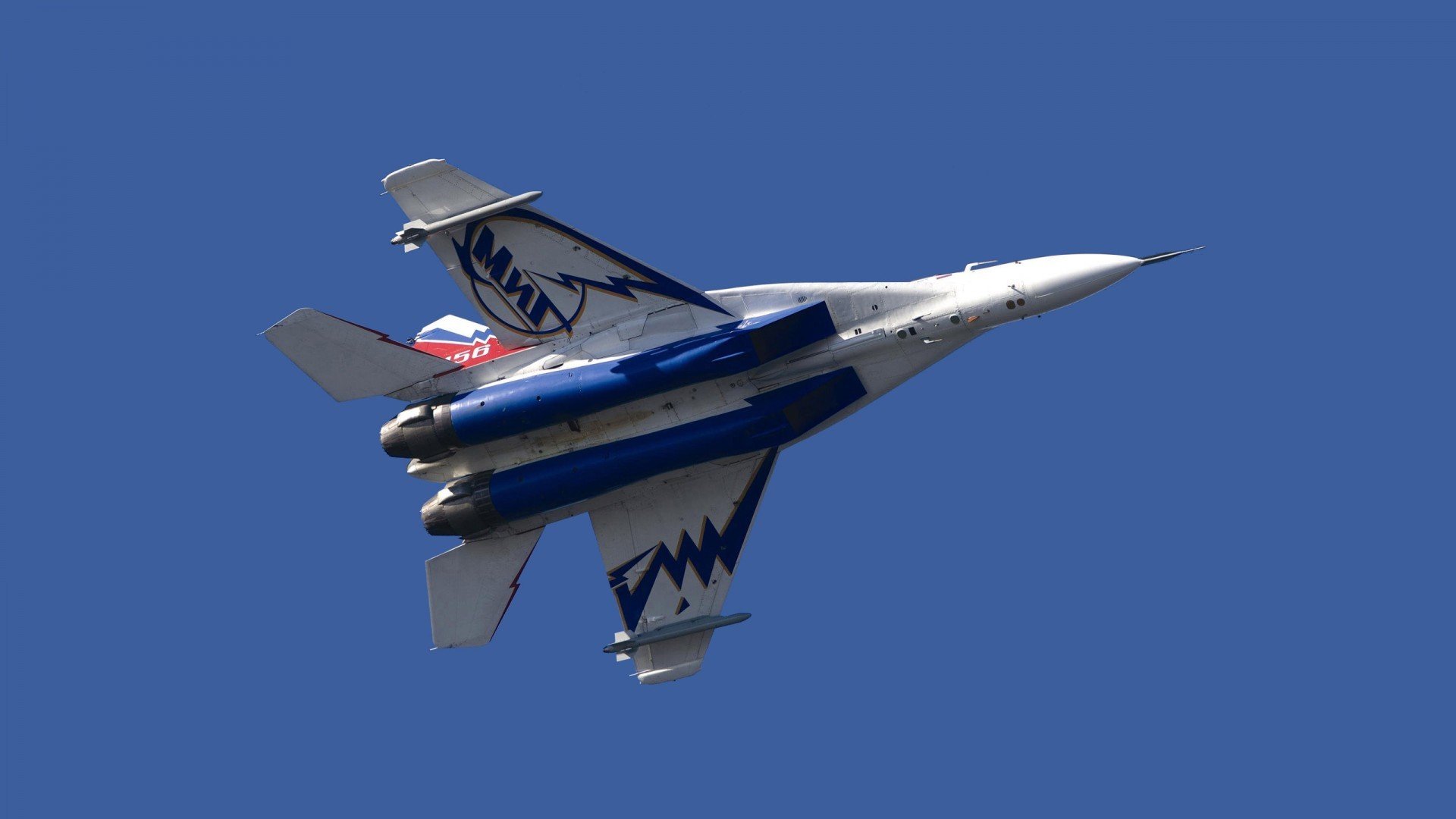 临危受命的战略家，克里斯·保罗在湖人对决老鹰中意外主宰全场