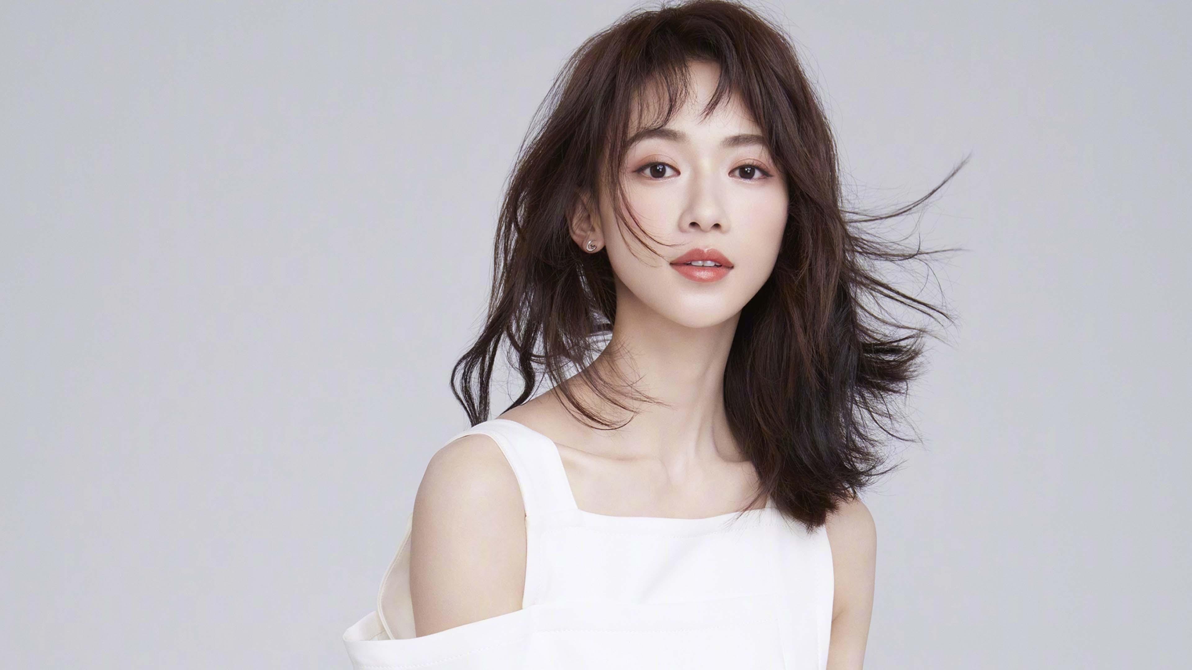 街道赛之夜，当凯恩在钢铁迷宫中完成加冕