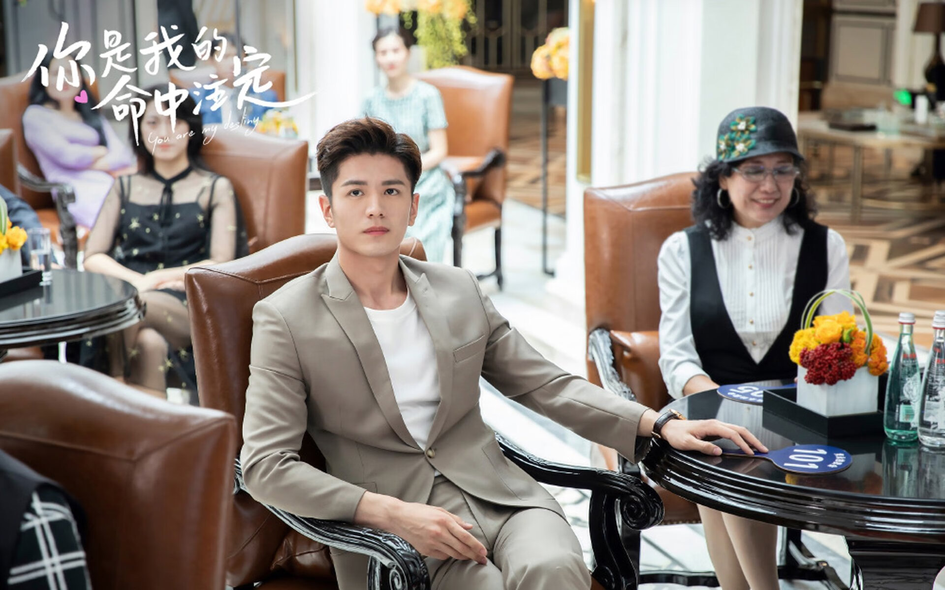 紫金军破盾记,小贾伦三节独揽20分,湖人力克奇才背后的一把新钥匙